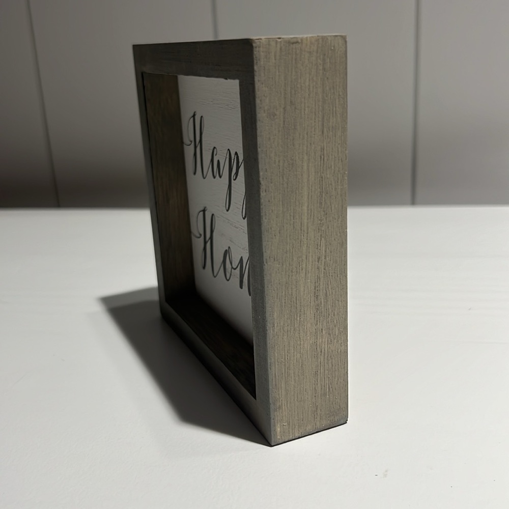 Happy Home Sign Decor - Picture 6 of 11